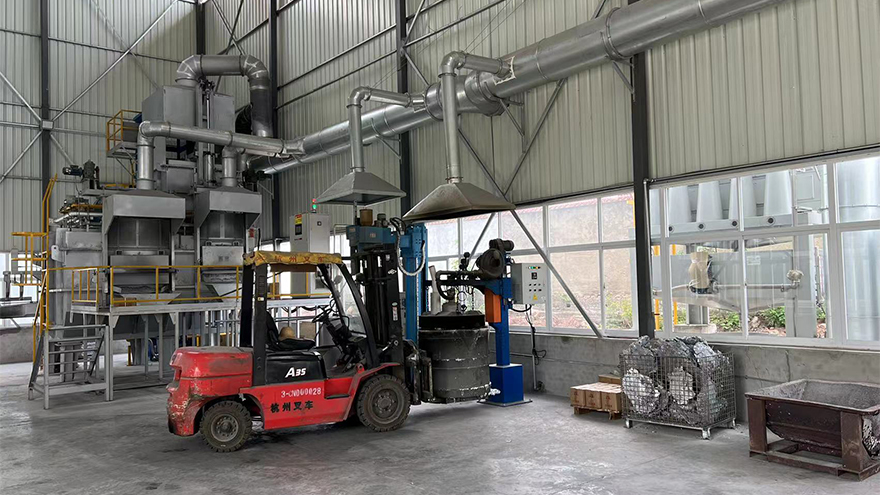 鋁件熔化爐除油煙（yān）